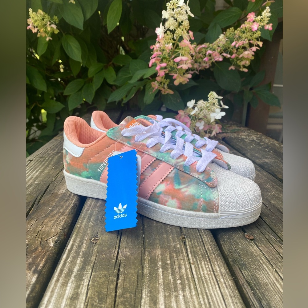 NWT Limited Edition Adidas Originals Superstar Shoes